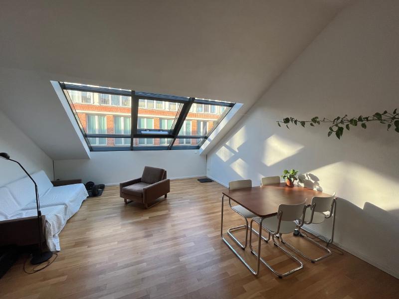 Featured image of post I bought a table